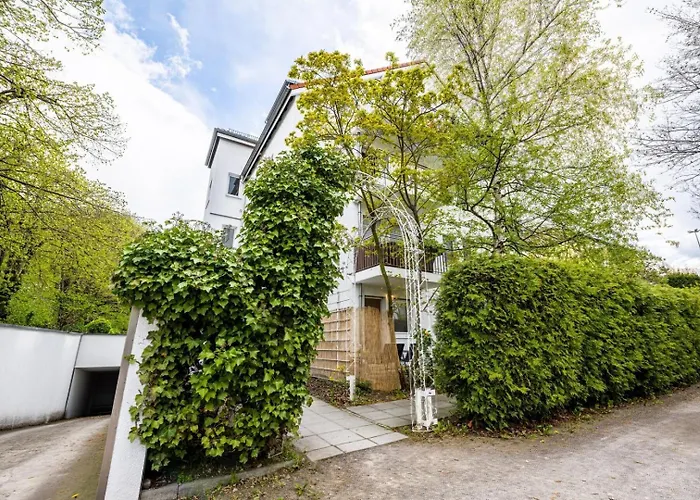 Studio Apartment University/Terrace